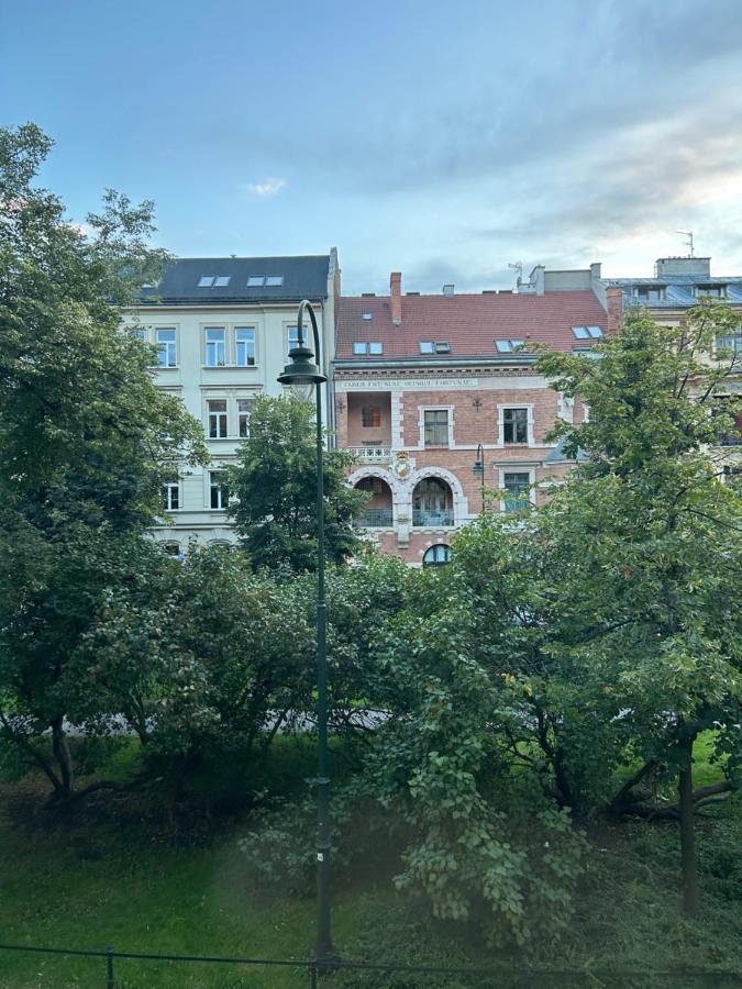 Kr Apartamenty Kraków Exteriör bild